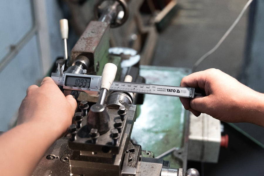 PIED A COULISSE DIGITAL 150MM — YATO YT-7201 - SME IMPORT