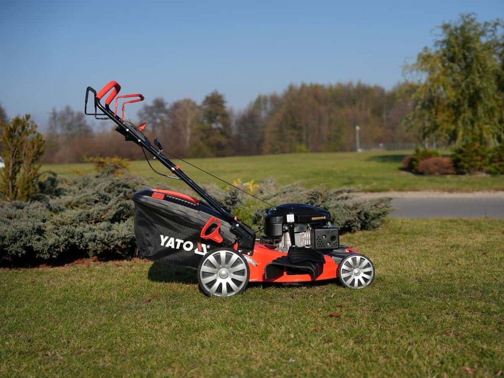 TONDEUSE A GAZON THERMIQUE 4Temps196CC 53CM Self-Propulsion — YATO YT-85532 - SME IMPORT