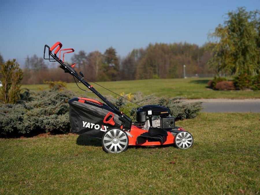 TONDEUSE A GAZON THERMIQUE 4Temps196CC 53CM Self-Propulsion — YATO YT-85532 - SME IMPORT